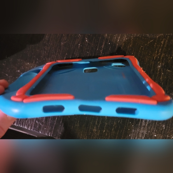 Kid Proof Tablet or Kindle Case - Picture 3 of 10